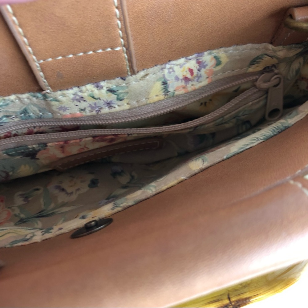 Fossil Yellow Handle Green Weave Bag - Picture 4 of 7